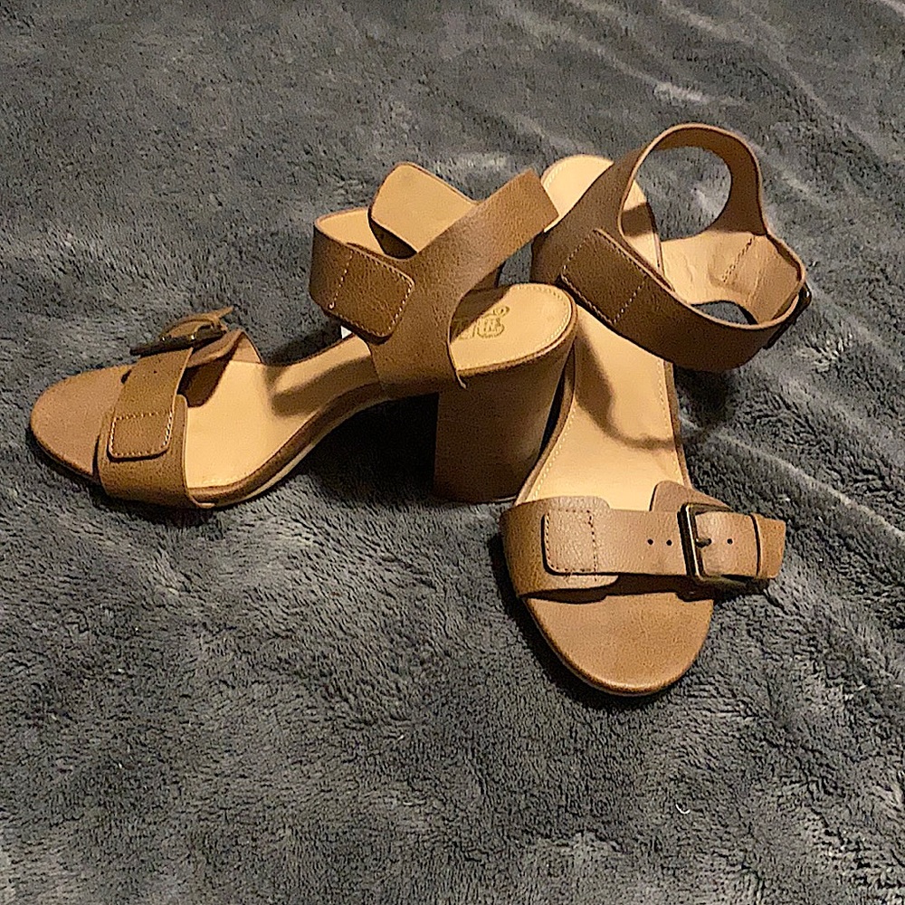 Brash heels, Size: 8, Color: Brown
